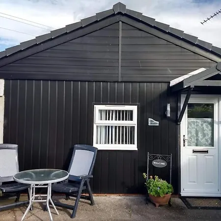 The Highland Studio Muir Of Ord Exterior photo